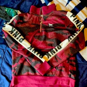 RARE HTF* CAMO RED VSPINK QTR ZIP NEW MEDIUM!